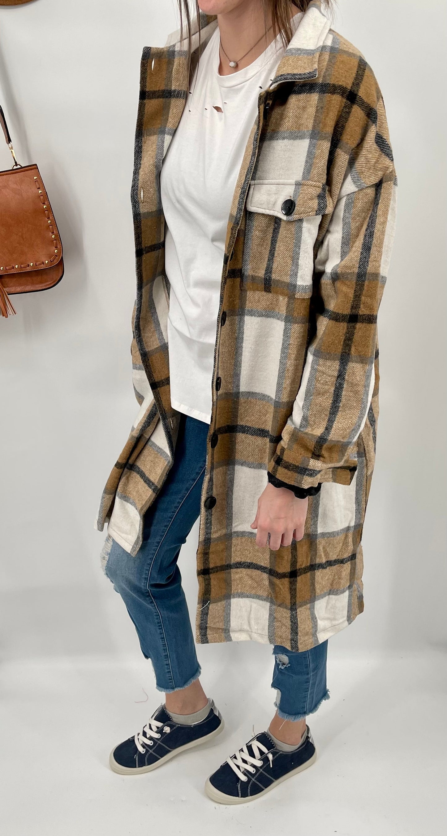 Long Distance, shacket in khaki/mustard