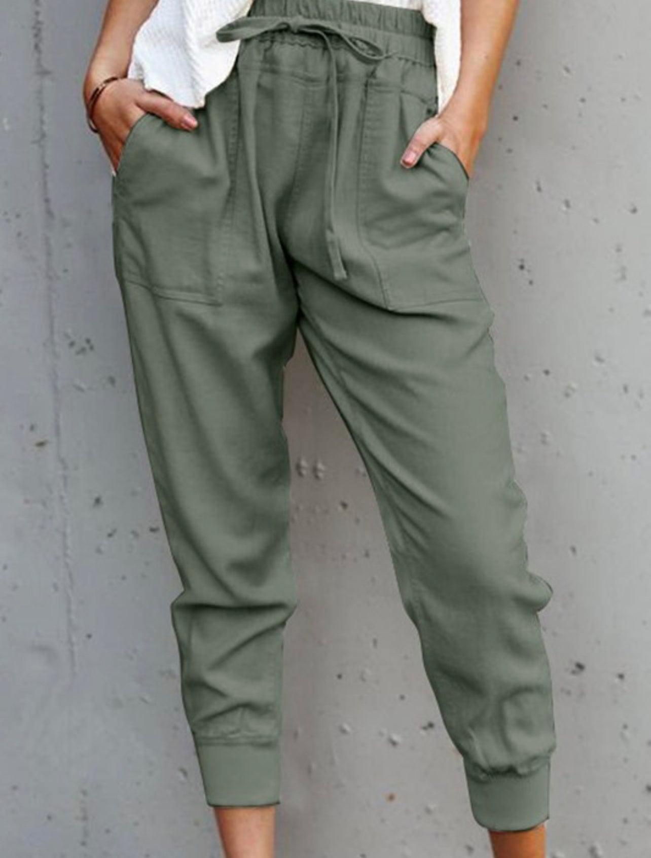 Relax & Rule, pants